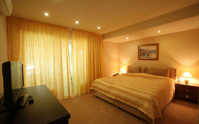 Vox Maris Grand Resort - Adults only