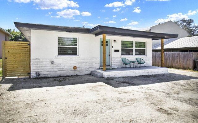 2BR Modern Home