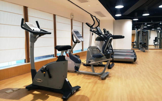 Crowne Plaza Zhuhai City Center by IHG