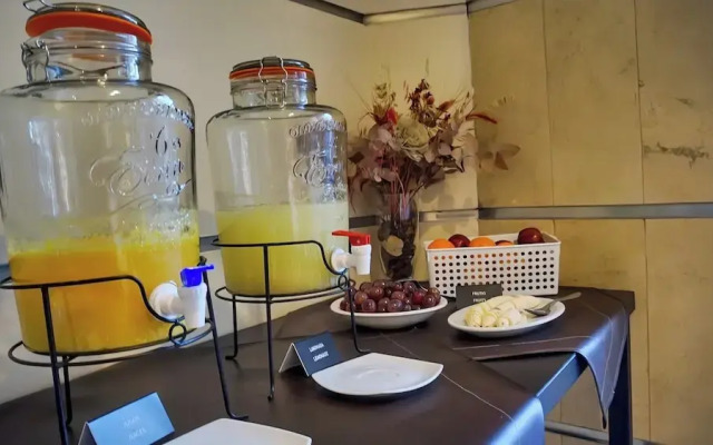 Condor Suites Apart Hotel