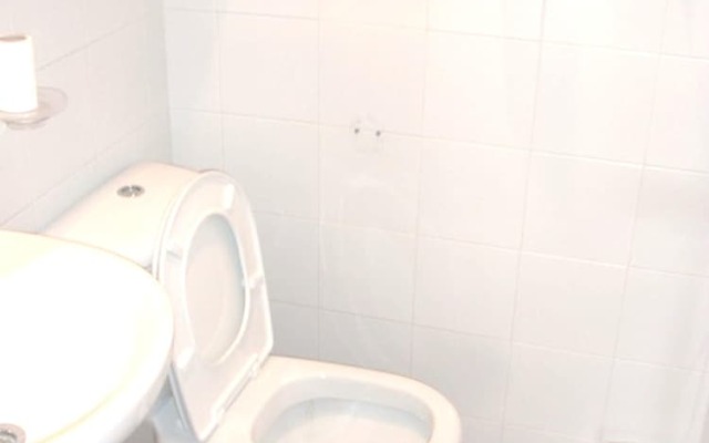 House With 3 Bedrooms in Islantilla, Huelva, With Pool Access and Encl