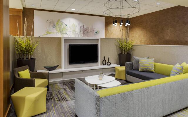 Courtyard by Marriott Boston Logan Airport