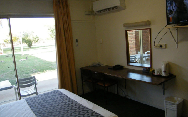 Jumbuck Motel – Guest Rooms – Longreach