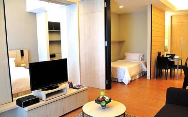 Pearl Suites Swiss Garden Residences