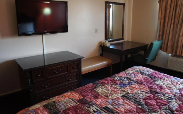 Select Inn Maple Grove