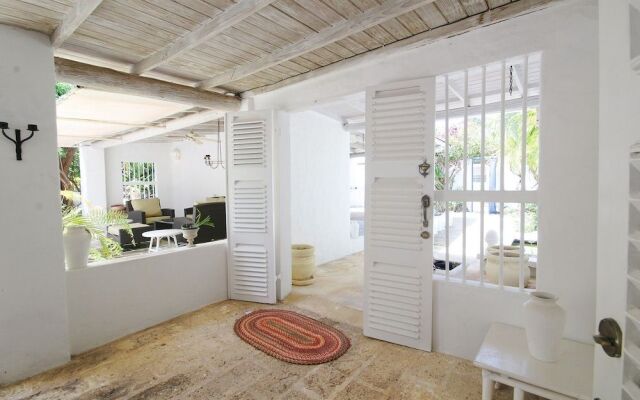 Poolside Paradise Near Beach - Pavilion Villa by Bluescape