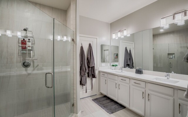 Queen Creek #341 - 2 Br Condo