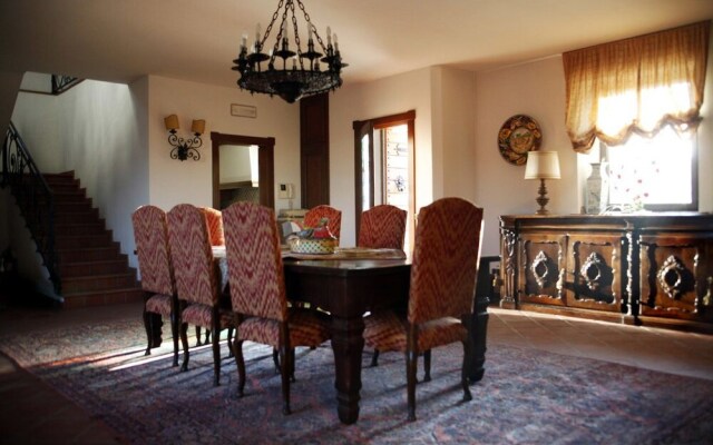 La Torre Dei Canonici