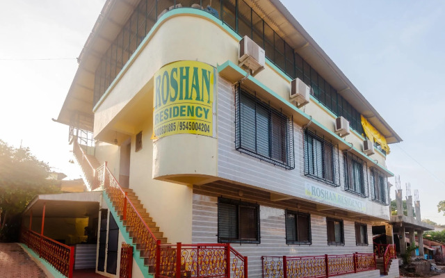 Spot on 38779 Roshan Residency