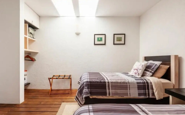 Casa Azul Lakeview Terrace Retreat in Avándaro