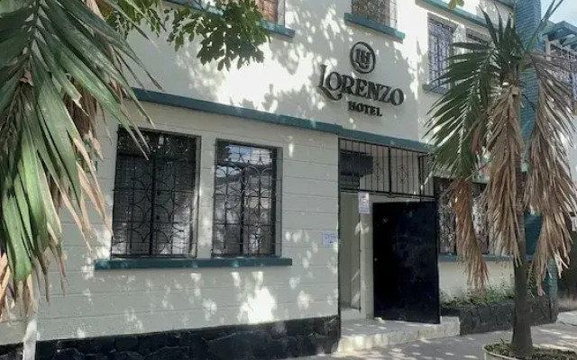 Lorenzo Hotel