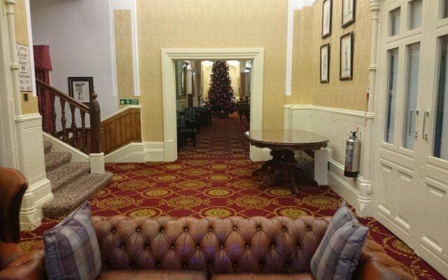 Atholl Arms Hotel