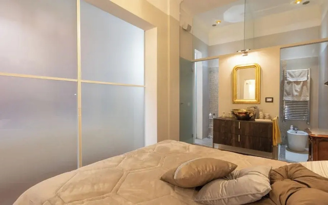 Rental in Rome Gregoriana Apartment