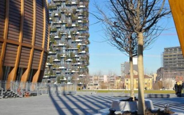 Bosco Verticale Halldis Apartments