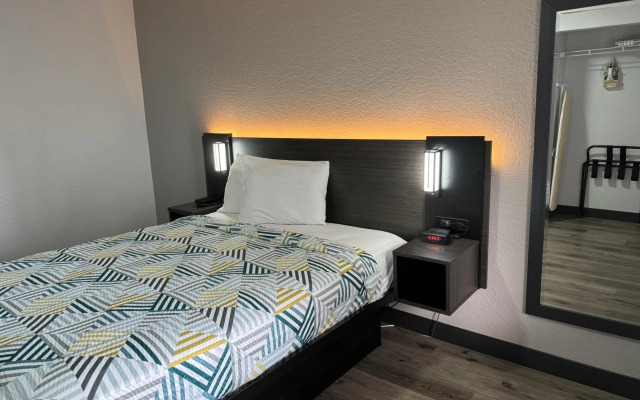 Studio 6 West Palm Beach, FL