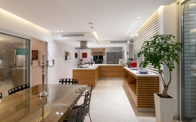 Alma Suites