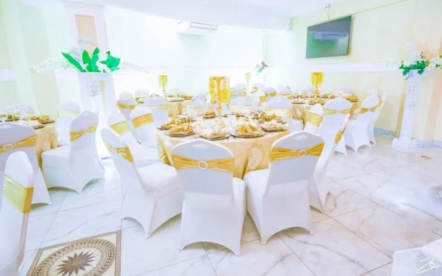 Marriot Metropolitan Hotel