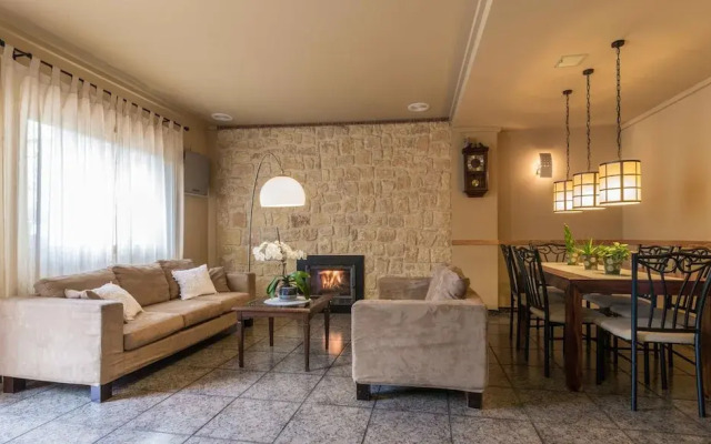 The Ca Lluis Rural House