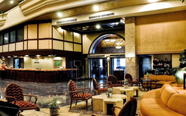 L'Fisher Hotel