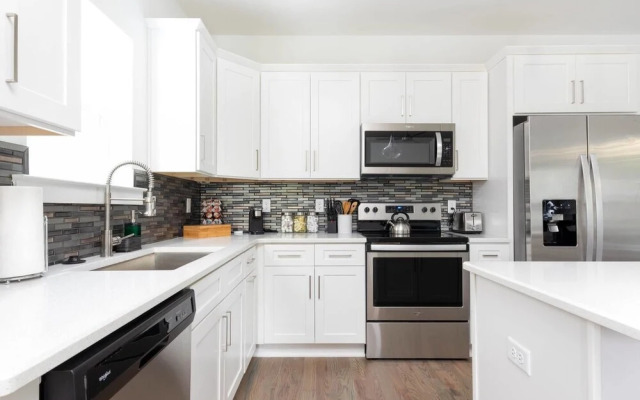 Wonderful 8beds/4ba Home in Nashville