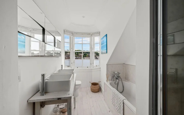 Ferry Beach House in Broughty Ferry