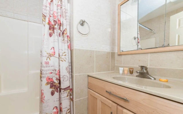 North Lost Key Landing 8C