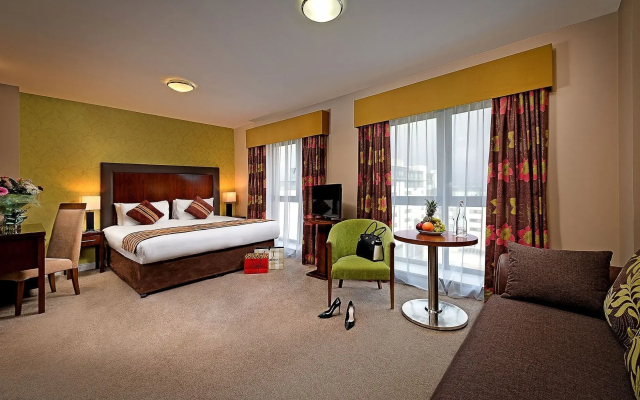 The George Limerick Hotel