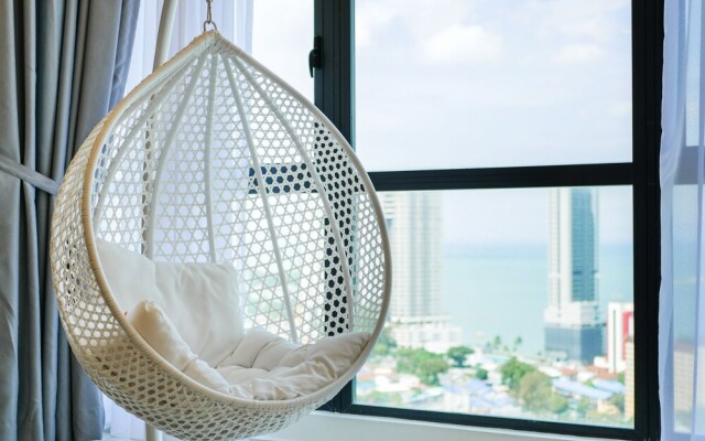 May Full Seaview Luxury Suite