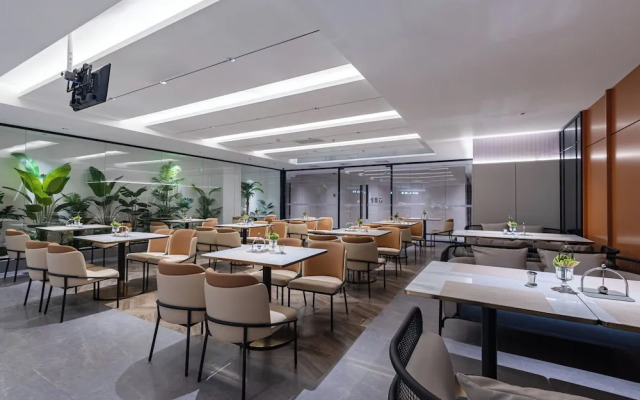 HomeInn Plus Guozhan Liufang Subway Stn