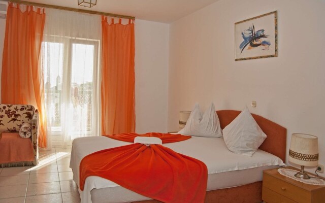 Apartments Zderic 735