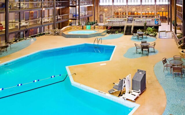 Park Inn by Radisson Sharon