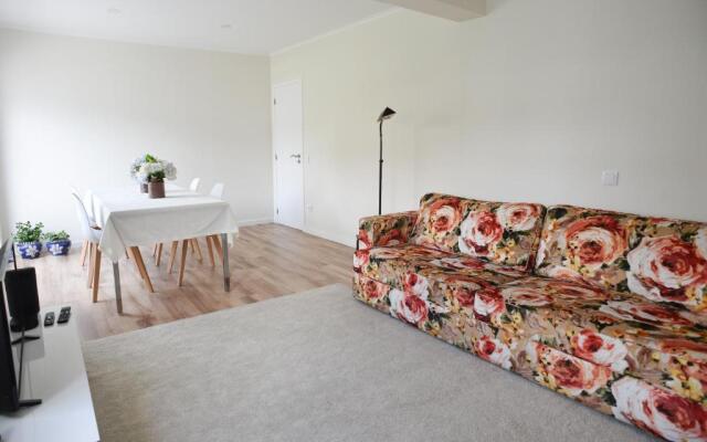 Nia Azorean Apartments