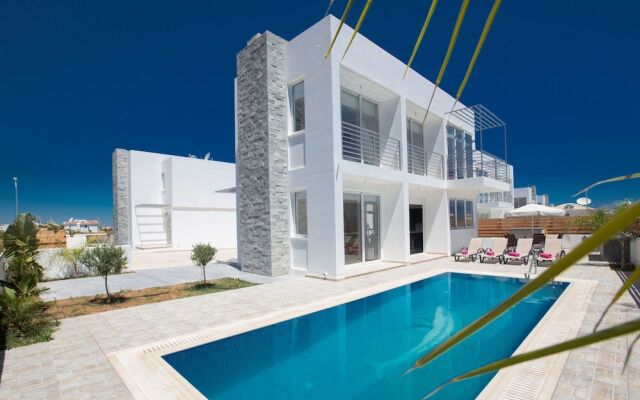 Cyprus Villa Pearl 17 Gold
