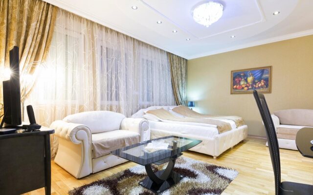 Lazar Lux Apartments****