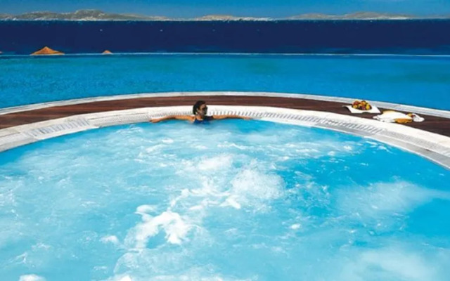 Mykonos Lumiere Villas