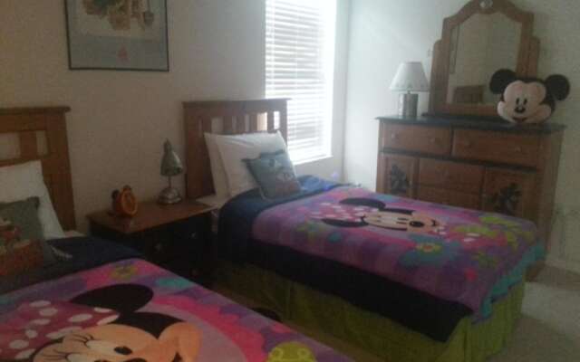 4BR Cresent Lakes Pool Home by FVM