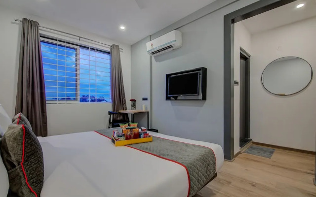 OYO Townhouse 040 Global Village Tech Park