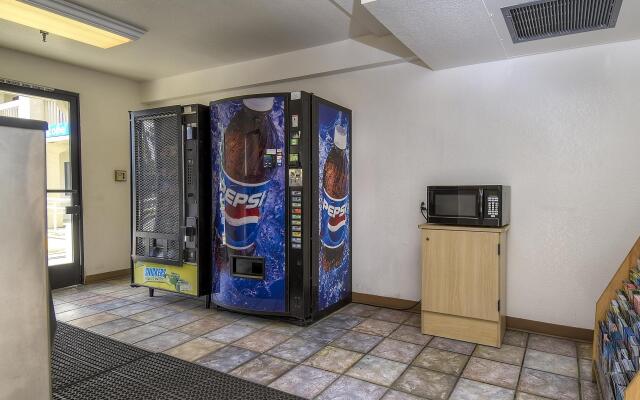 Motel 6 Carlsbad, CA Beach
