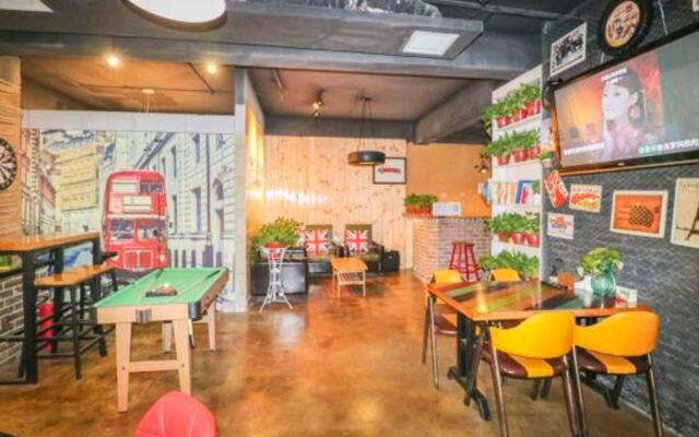 Grand Apartment Hotel (Xi'an Zhangbasi Road Subway Station)