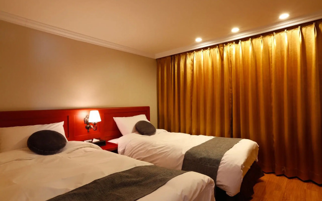 Anmyeon Plaza Hotel