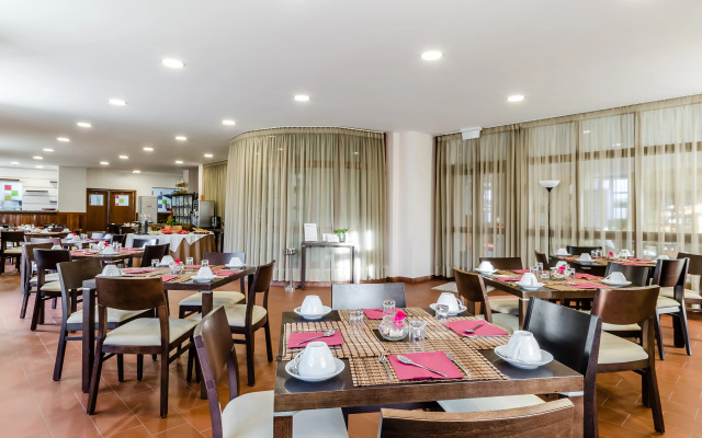 Hotel WOT Sintra Sarrazola