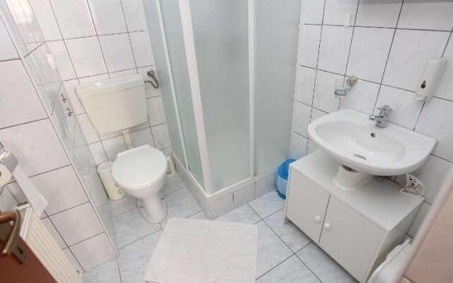 Apartments Sustic