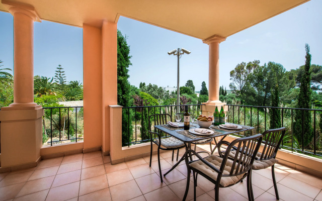 Jardim Da Meia Praia Hotel