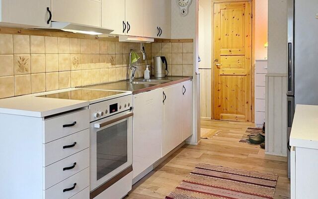 6 Person Holiday Home in Yngsjo-by Traum