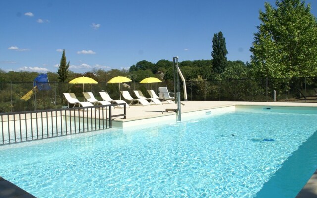 Cosy Holiday Home in Castelnaud-la-chapelle
