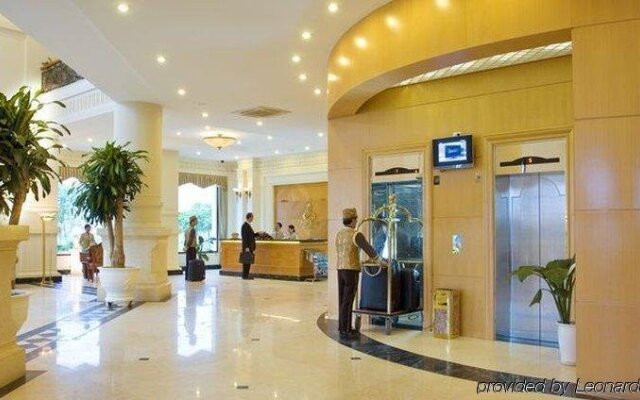 Pearl River Hotel & Apartment