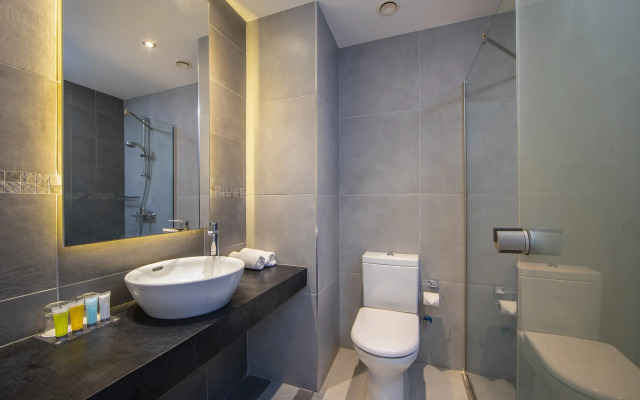 Mayfair Hotel