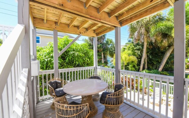 The Deckhouse by AMI Locals