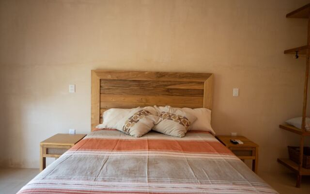 Yax Kiin Casa Boutique