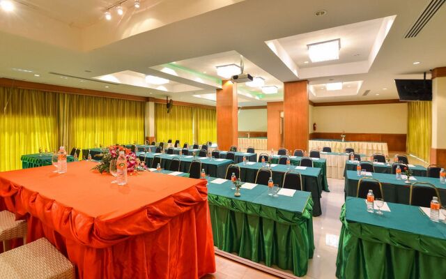 The Three by APK Hotel